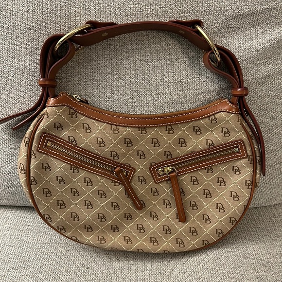 Dooney & Bourke small circle hobo - Picture 1 of 4